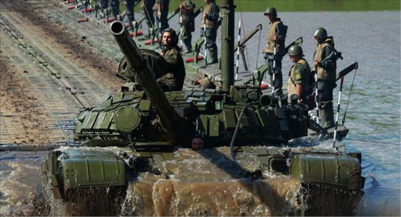 Rusya, Afganistan´a komşu Tacikistan´da askeri tatbikat başlattı