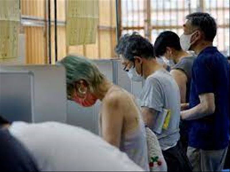 Japonya´da Abe suikastının gölgesinde seçim