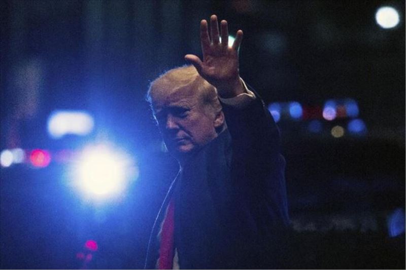 Trump, belgeleri geri istedi… ‘Silahlı´ protestocular FBI binasının önünde toplandı!