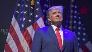 Trump, 2024 Başkanlık seçimleri adaylığı için partisinde en yakın rakibinin 43 puan önünde