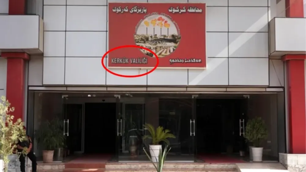 Tabelalar asıldı! Türkçe artık Kerkük