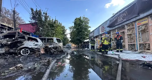Rusya çarşıyı vurdu: 16 ölü