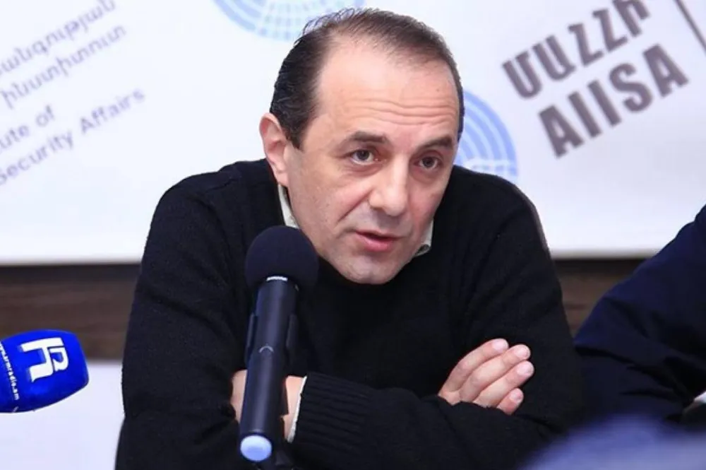 Sakin olalım, gözlemci sayısı artmıyor; misyonun görev süresi uzatılıyor...